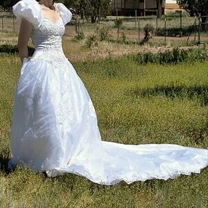 Wedding dress